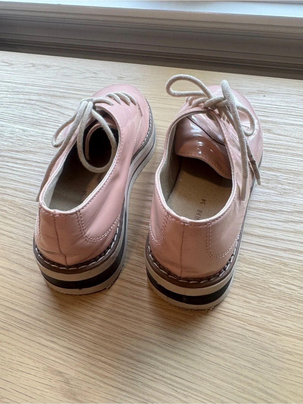 Girls Pink Patent Lace-Up Platform Oxfords